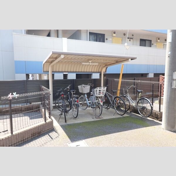 ブールジオン　A 駐輪場