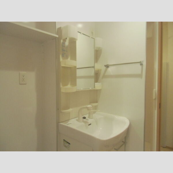 ベルウッド六番館106号室 洗面