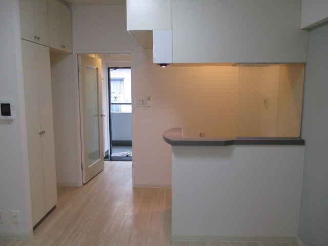 ユタカローズガーデン(A-012)3階 リビング