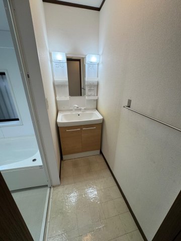 西区指扇戸建て 洗面