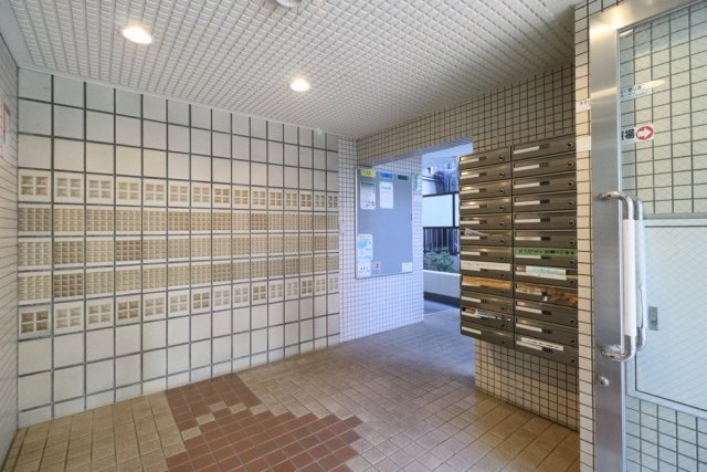 スカイコート元住吉204号室 エントランス