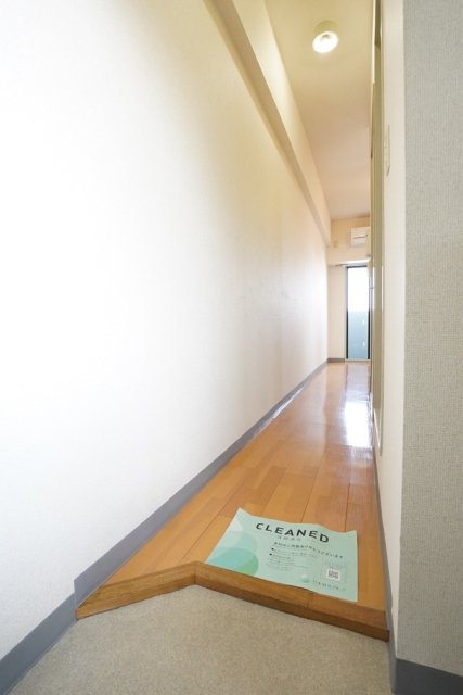 リバティヒルズ中野江原 玄関