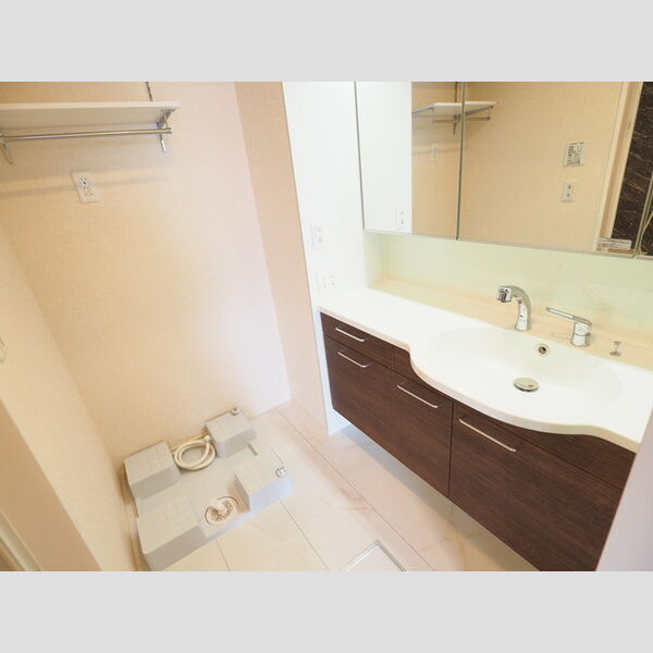 Amour301号室 洗髪洗面化粧台