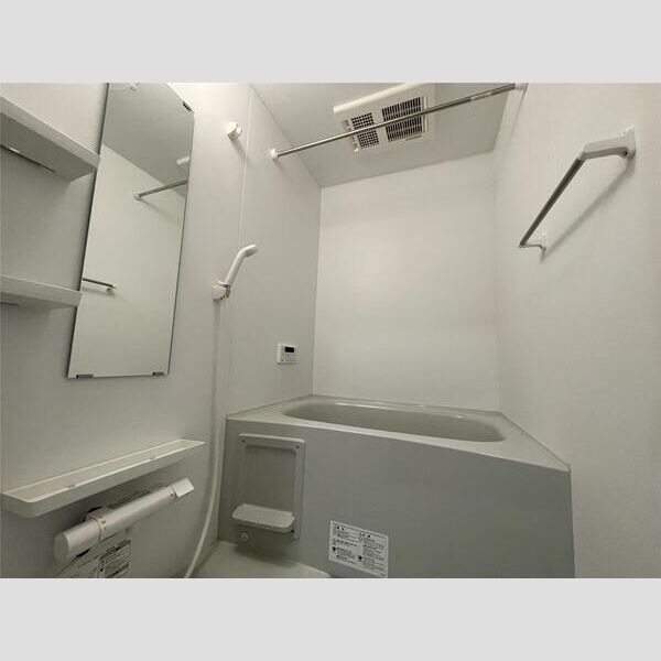 リーブルファイン大袋駅前401号室 お風呂