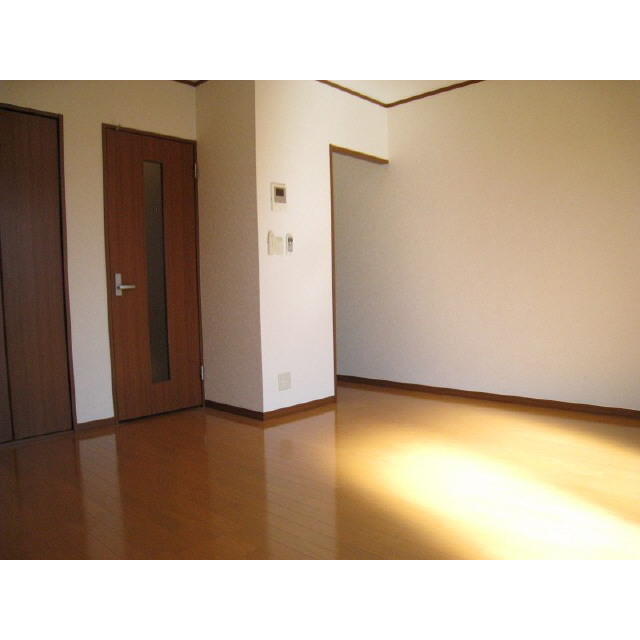 アムール Mize206号室 内観