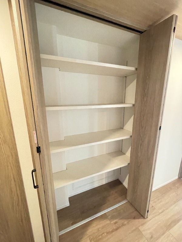 レジディア新川Ⅱ 収納