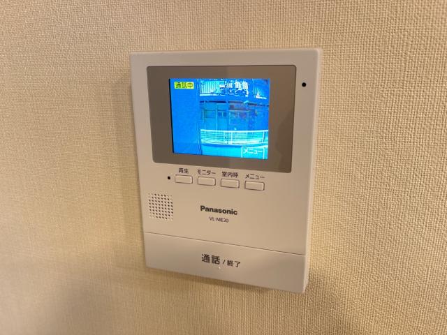 メゾン・ウィステリア カメラ付インターホン