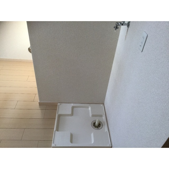 エクセレント三ツ沢A棟201号室 内観