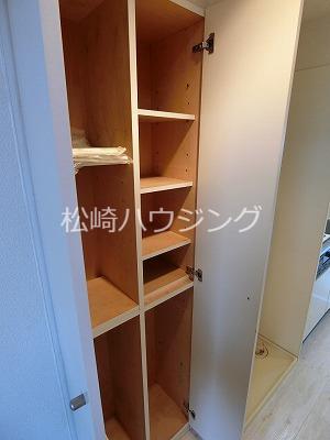 ハラスパジオ中野 玄関