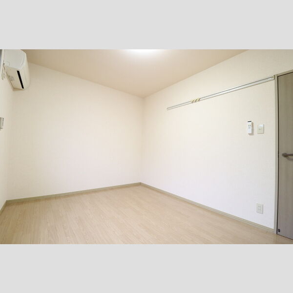 愛花夢　2号館102号室 洋室