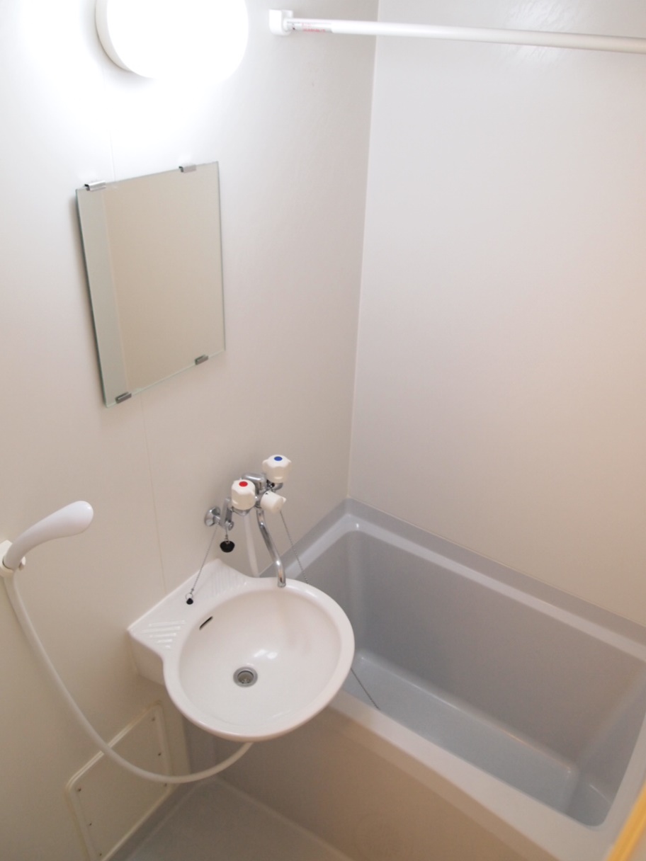 レオパレスグリーンガーデンⅢ お風呂