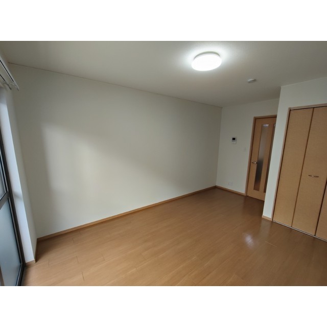 オリーブ上砂町102号室 リビング