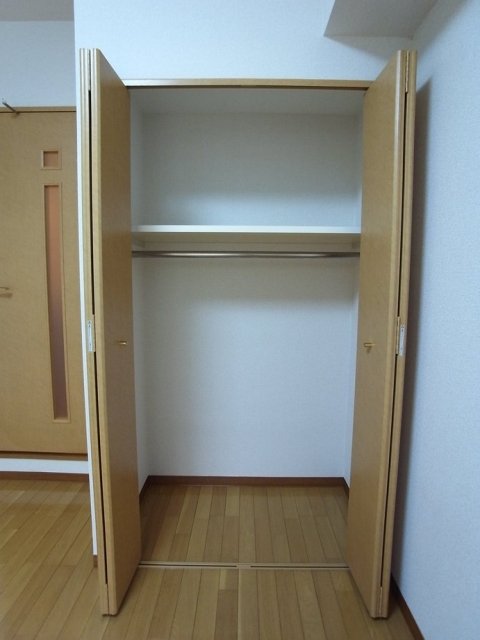 プラネット市ヶ谷1階 クローゼット