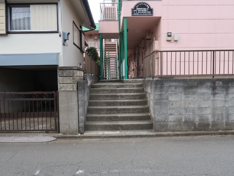 グリーンパーク小手指2階 エントランス