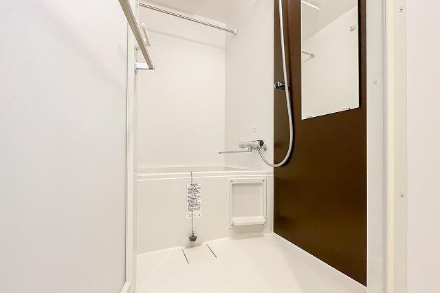 Weave Base Itabashi Honcho4階 バス