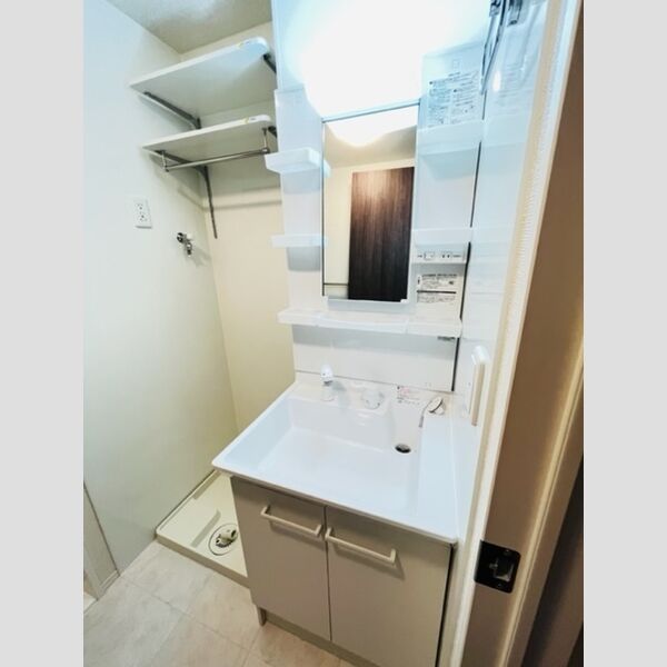 プランドール湘南 洗髪洗面化粧台