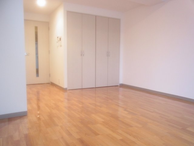 プライムアーバン西荻窪Ⅱ412号室 内観