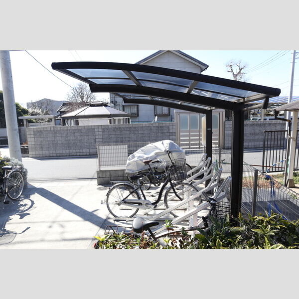 リモージュ新郷102号室 駐輪場