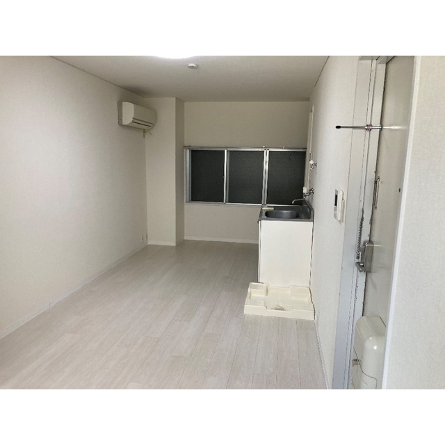 コモド三ノ輪　旧コーポイワイ101号室 リビング