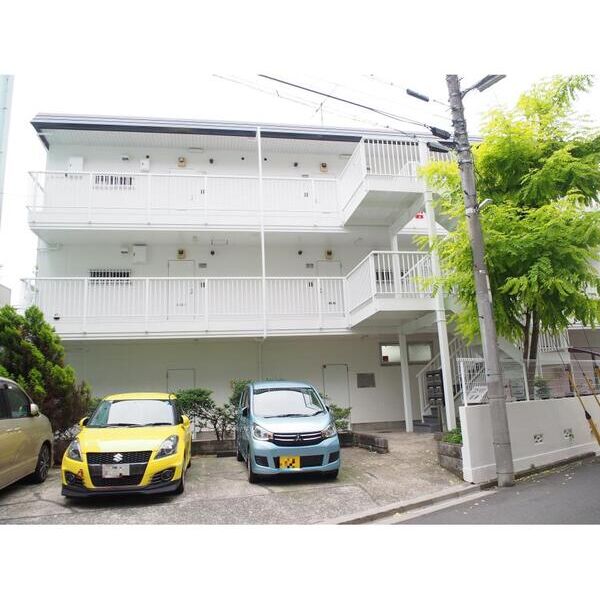 エステートピア石渡203号室 エントランス