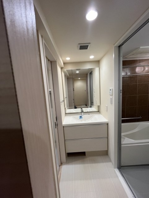 ロワール西荻北1階 洗面