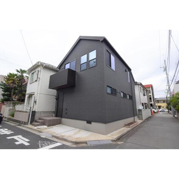 世田谷区宮坂1丁目戸建の外観画像