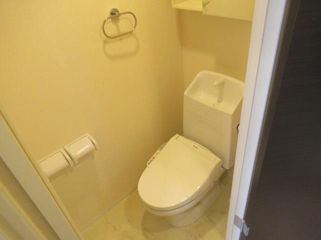 イーストガーデン202号室 トイレ