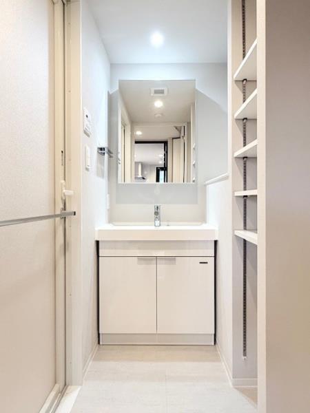 Ｌａ　Ｐｅｒｌａ　Ｎａｋａｎｏ3階 洗面