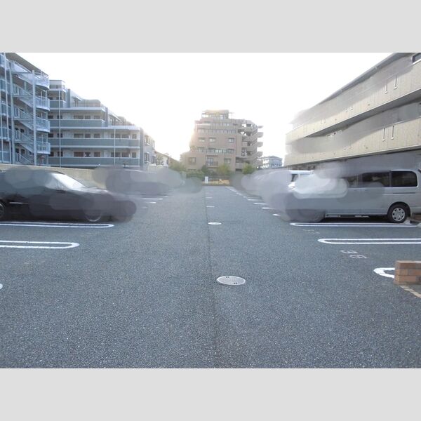 グランメールM208号室 駐車場