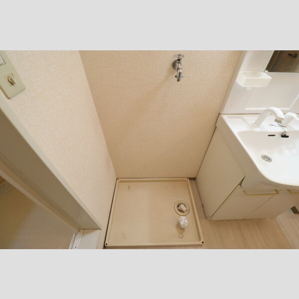 ブライトンリバー102号室 室内洗濯機置き場