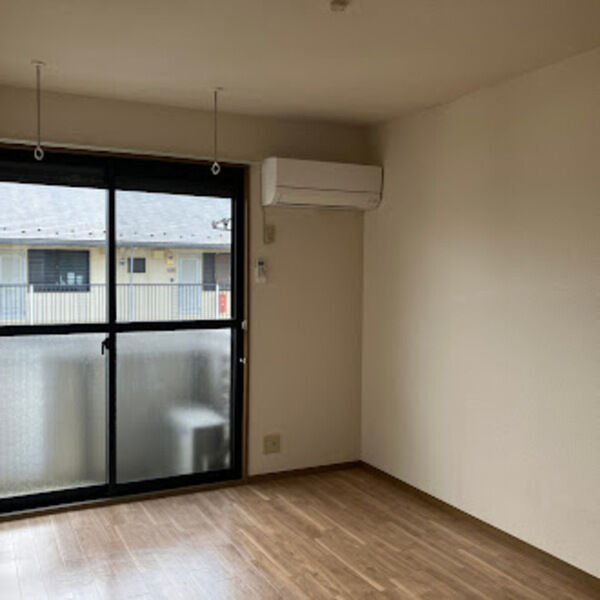 サントビーヒルズ　C202号室 洋室6帖