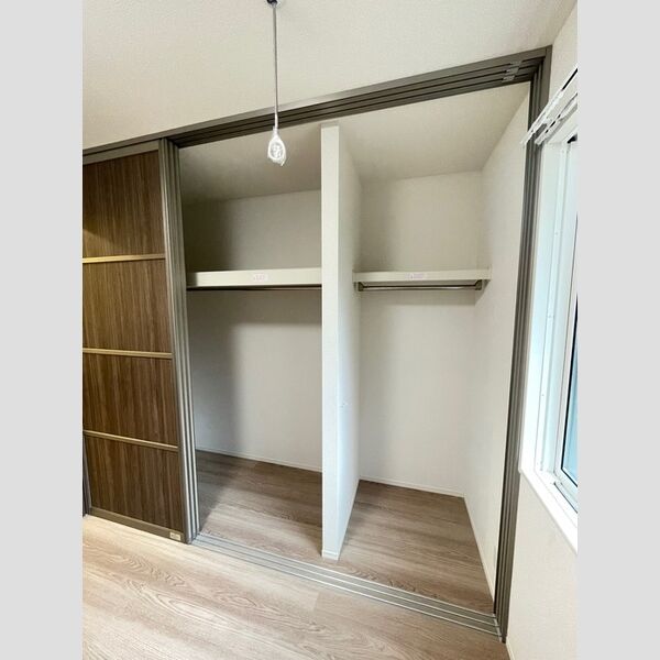 ラペーシュ湘南台105号室 クローゼット