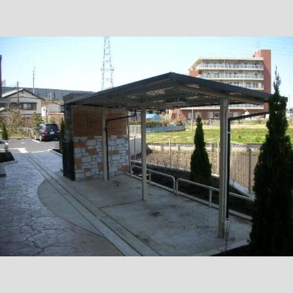 ハイツバンビス 駐輪場