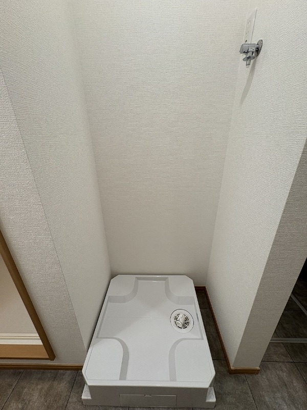 B.1階 部屋設備