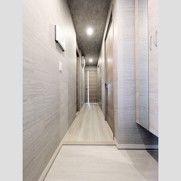 オードリーコート206号室 玄関