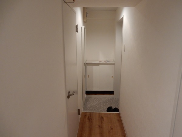 三浦マンション 玄関