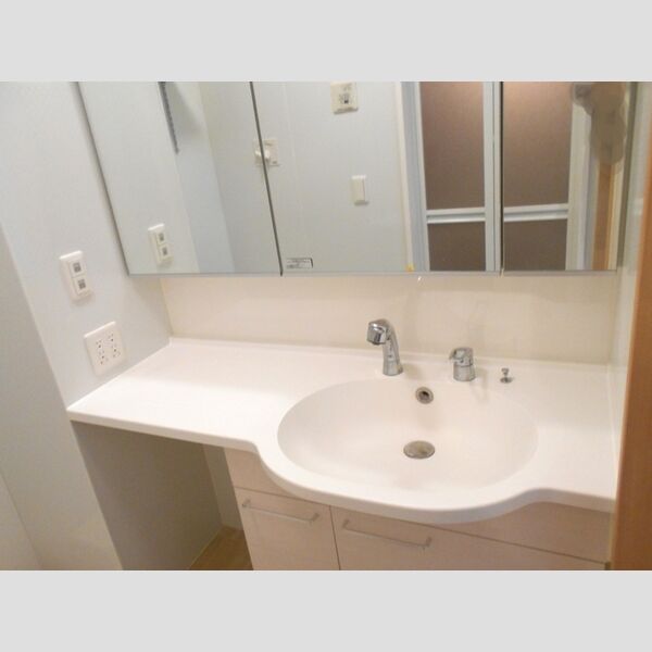 ボナール・中央101号室 洗髪洗面化粧台