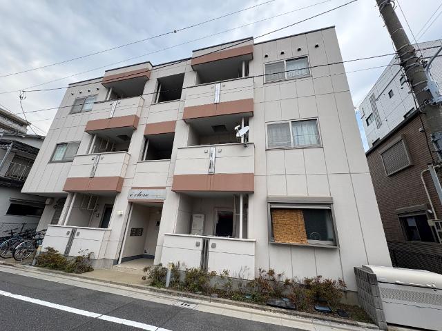 エ・クロール 外観写真（昼）