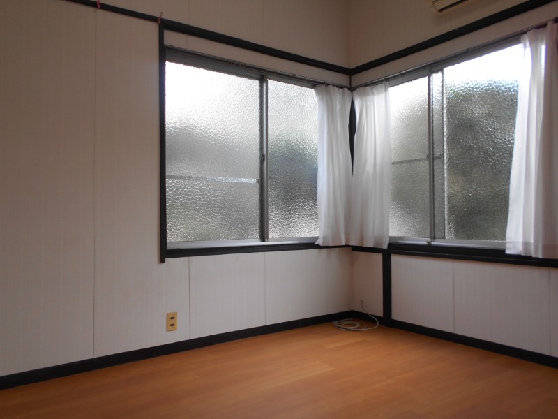 山田テラスハウス 内観