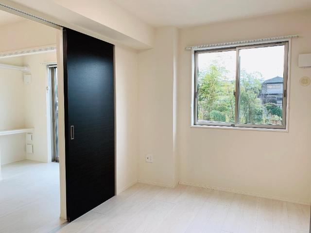 リバーウェル103号室 室内