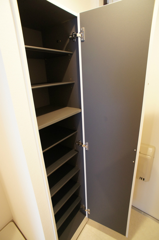 リブリ・東久保町 収納