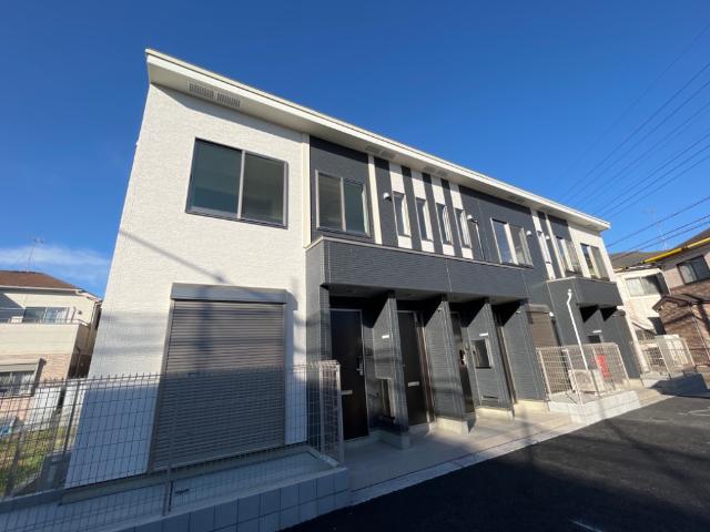 アンブレラ 外観写真（昼）