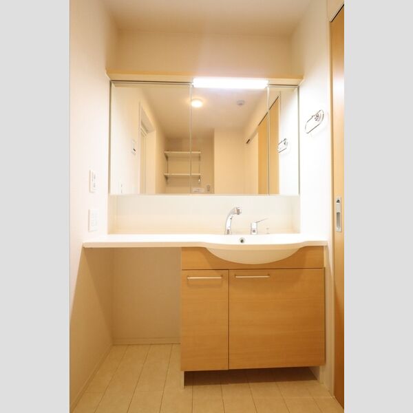 ボヌールメゾン 洗髪洗面化粧台