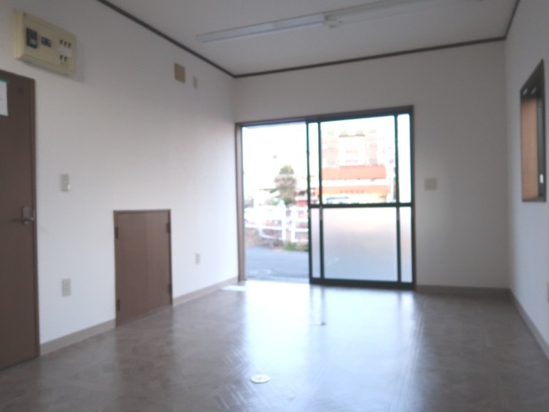 鎌ヶ谷市東初富6丁目店舗1階 内観