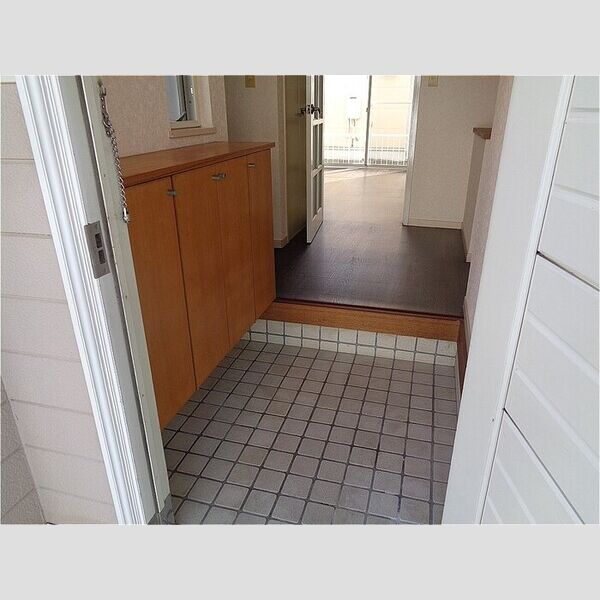 長浦駅前ハイツ　A 玄関