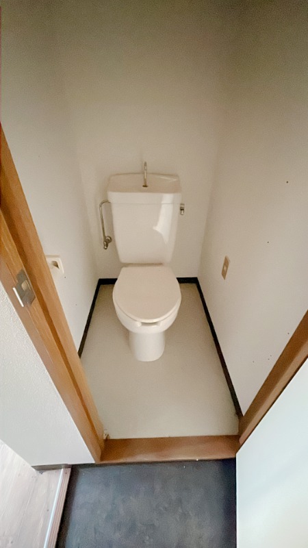 トマトビル1階 トイレ