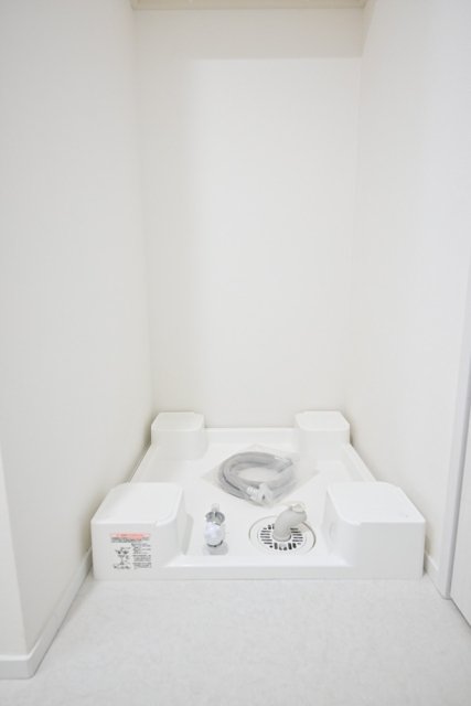 Ｔｈｅ　Ｒｅｓｉｄｅｎｃｅ　Ｎｉｈｏｎｂａｓｈｉ2階 室内洗濯機置場