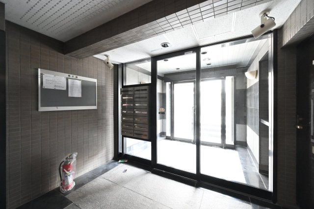 ゴールドプラザ駒場東大前 エントランス