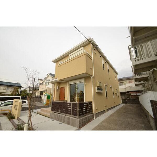 パークス8K202号室 外観