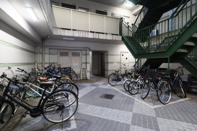川崎ダイカンプラザCity4階 駐輪場